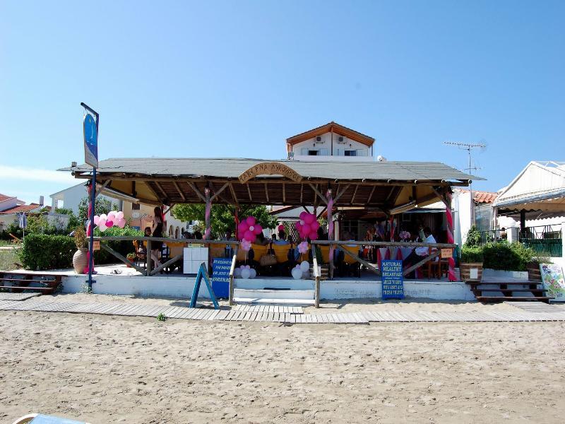 Likourgos Beach Kávos Екстериор снимка