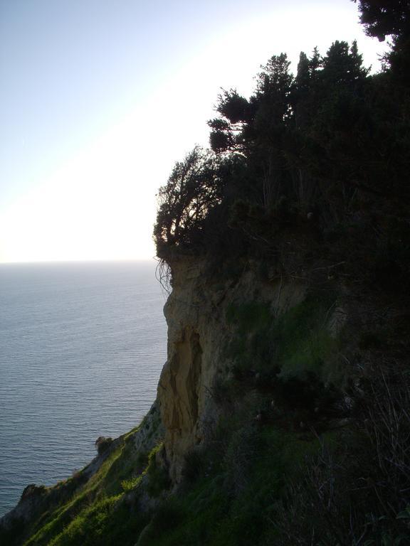 Likourgos Beach Kávos Екстериор снимка